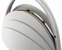 Load image into Gallery viewer, Medium Millefoglie handbag. Light Pisa-grey calfskin and malachite gemstone. 18k gold-plated jewellery accents.