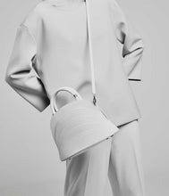 Load image into Gallery viewer, Millefoglie J handbag. Pink fantasy leather and rhodochrosite gemstone. Gold-plated jewellery details. - Gabo Guzzo