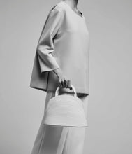 Load image into Gallery viewer, Millefoglie J handbag. Pink fantasy leather and rhodochrosite gemstone. Gold-plated jewellery details. - Gabo Guzzo