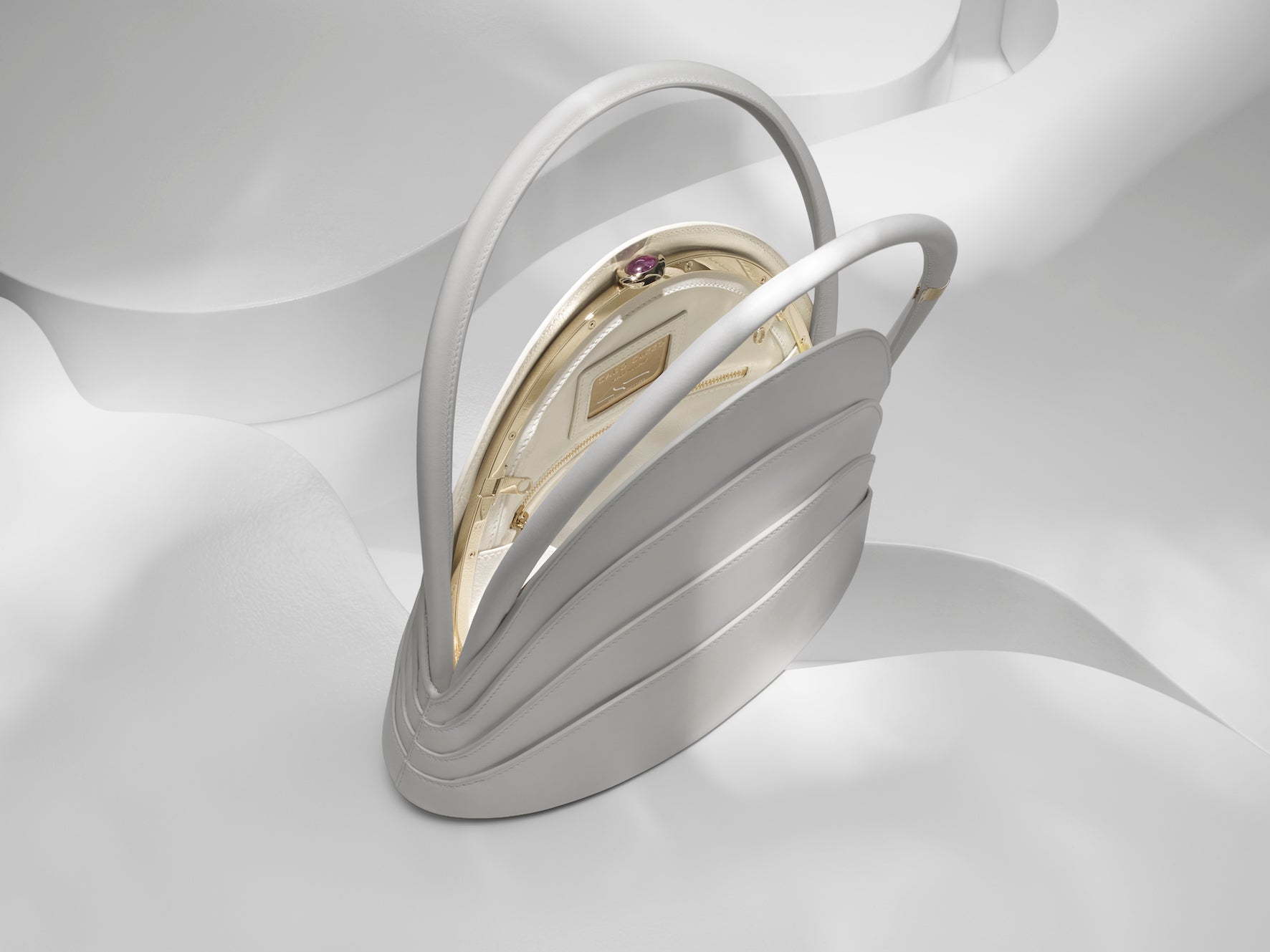 GANZO ボディバッグ オリーブ色 MILLE MIGLIA M1094058 - バッグ超 安い